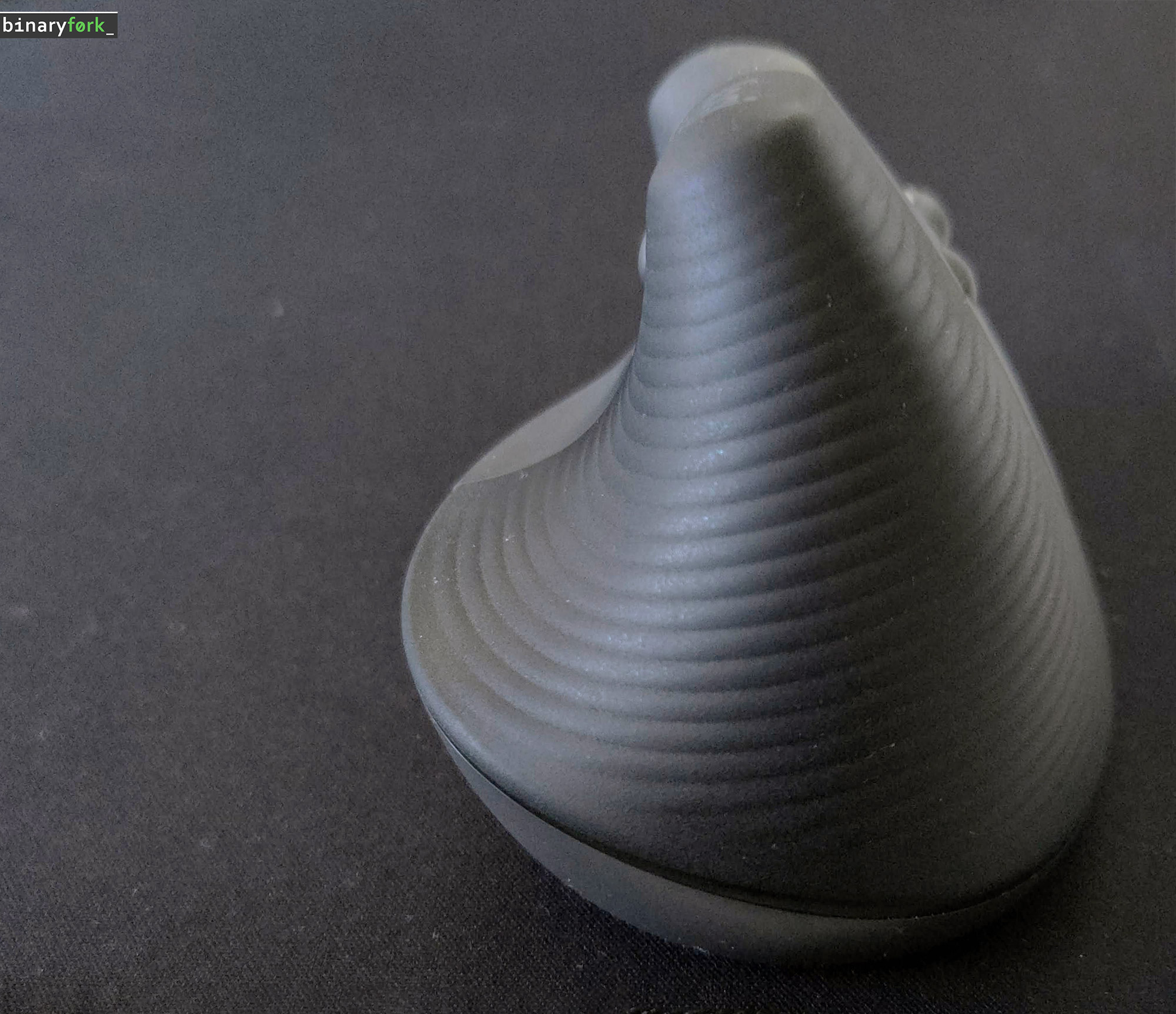 logitech lift vertical mouse back view