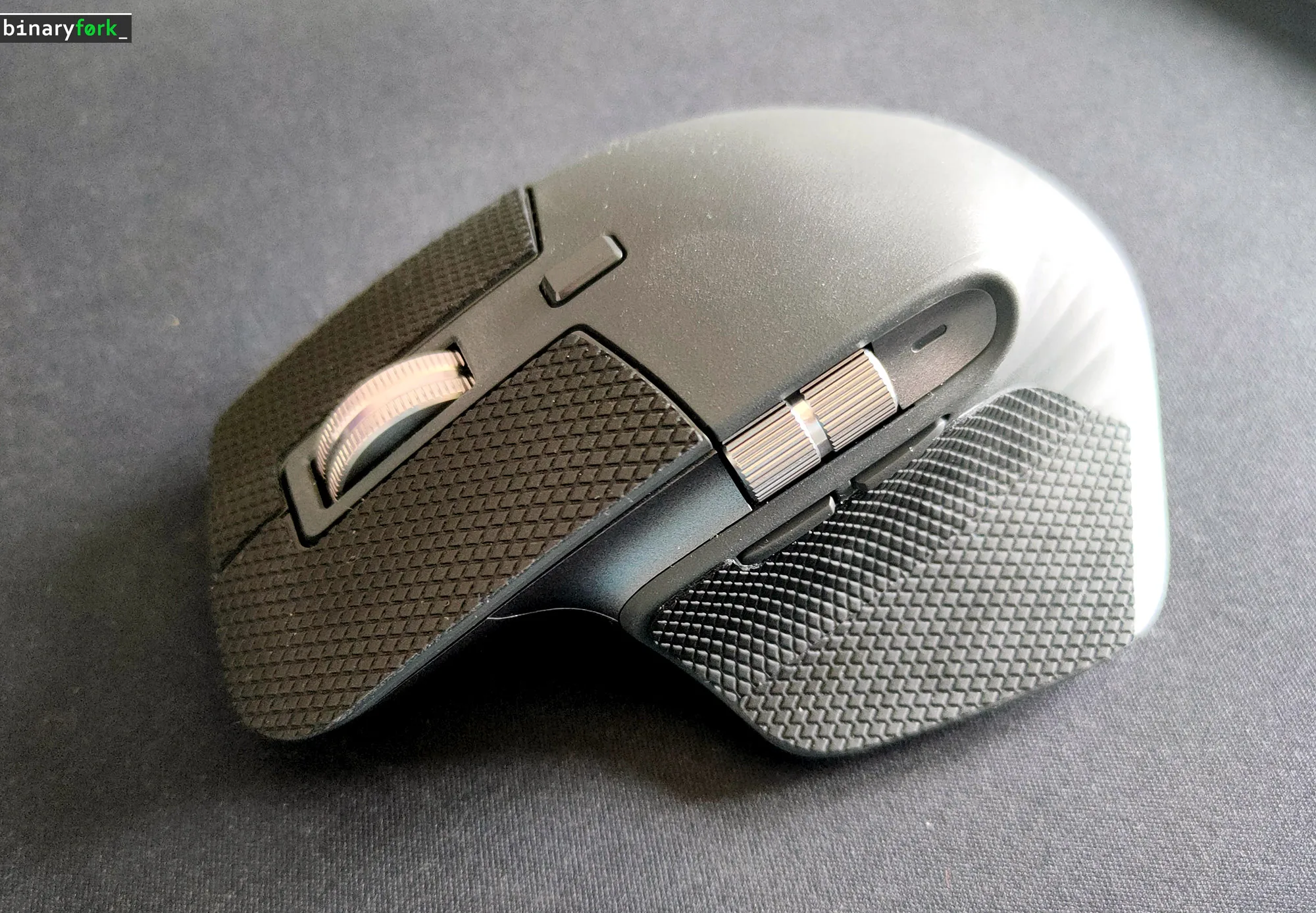 logitech mx master 3s düğme kavrama çıkartmaları