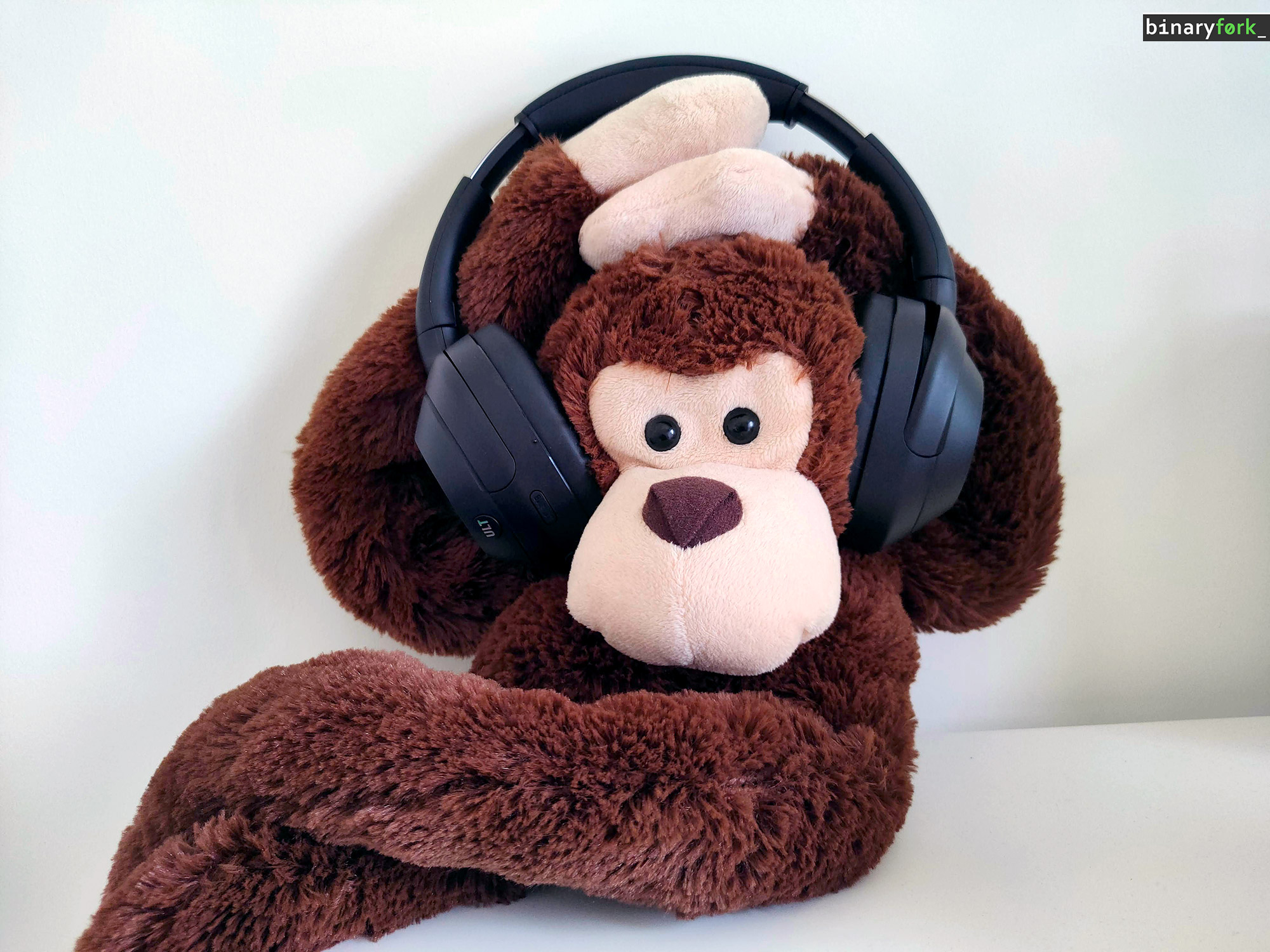 Sony ULT Wear headphones review: mid-range noise cancelling that’s all about that bass